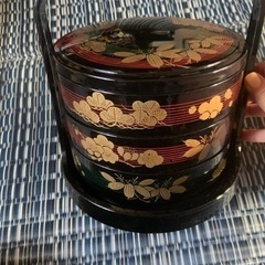 3段重箱&盛り皿、タッパー　(全部込み　