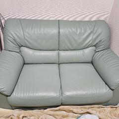 ソファー「確約済み」