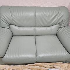 ソファー「確約済み」の画像