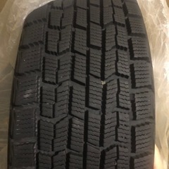 中古 セレナ 195/60R 16 890 スタッドレスタイヤ 合計4本 中古 セレナ 195/60R 16 890 スタッドレスタイヤ 合計4本
