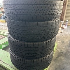 スタッドレスタイヤセット205/50R17美品の画像