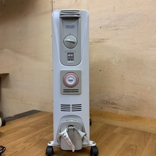 デロンギ　DeLonghi オイルヒーター　091521TEC 中古