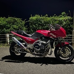 GPZ900R