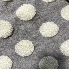100サイズのみ   ムージョンジョン　ドットボアフェルトワンピースの画像
