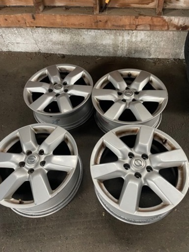 エクストレイル純正17インチ　ホイールのみあ