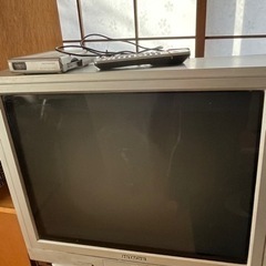 日立20インチ　ブラウン管テレビ　変換器付き