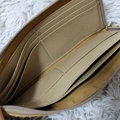 ATAO リモ パイソン 白 長財布 L字 ラウンドジップ アタオ limo ウォレット ファスナー ジッパー 収納充実 レディースの画像