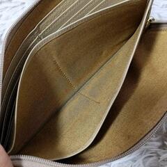 ATAO リモ パイソン 白 長財布 L字 ラウンドジップ アタオ limo ウォレット ファスナー ジッパー 収納充実 レディースの画像