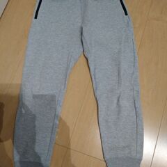 　ユニクロ　ズボン2本　150センチ