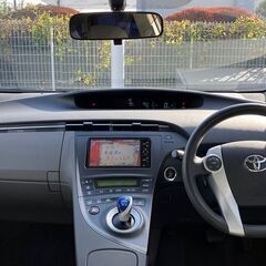 【スマホ📱で簡単🎵】トヨタ　プリウスS【🚙自社ローン🚙】の画像