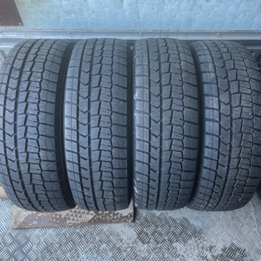 極上タイヤ　DUNLOP ダンロップ　WM02 195/65R15 スタッドレス　タイヤ　2020年製　15インチ