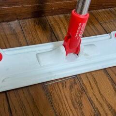 【あげます】フロアワイパー クイックルワイパーなど用 大きめの画像