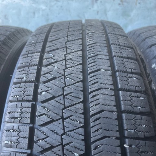 極上タイヤ　BRIDGESTONE ブリヂストン　ブリジストン　VRX2 205/60R16 スタッドレス　タイヤ　2017年製　16