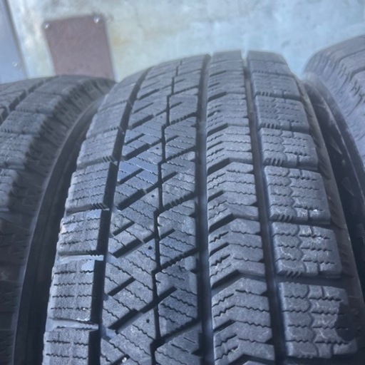 バリ山　BRIDGESTONE ブリヂストン　ブリジストン　VRX2 155/65R14 スタッドレス　タイヤ　2019年製　14イン