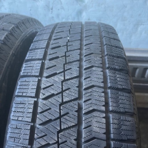 極上タイヤ　BRIDGESTON ブリヂストン　ブリジストン　VRX2 205/65R16 スタッドレス　タイヤ　2021年製　16イ
