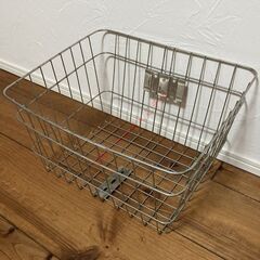 【中古良品】 ステンレス 前カゴ かご 籠 自転車 ママチャリの画像