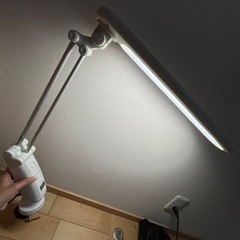 学習デスク用ライトの画像
