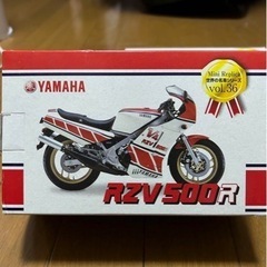 ご購入者様決まりました★世界の名車シリーズ　ミニレプリカ　プラモデル　フィギュアの画像