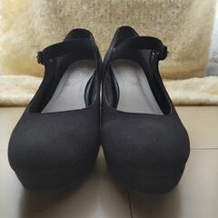 ⬇お値下げ 黒ベルトハイヒール（リボン付き）の画像