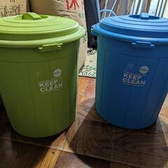 ゴミ箱　１７Ｌ 青、緑　中古の画像