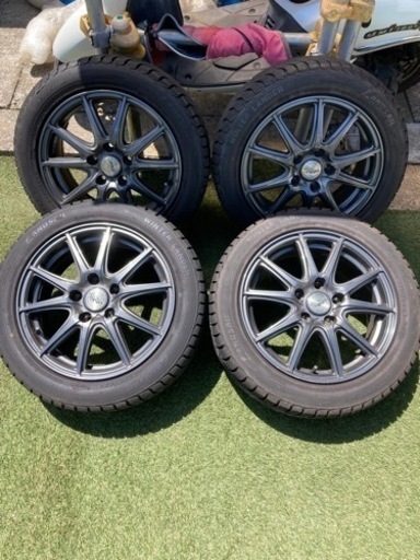 2021年製　16インチスタッドレスタイヤ　アルミホイール