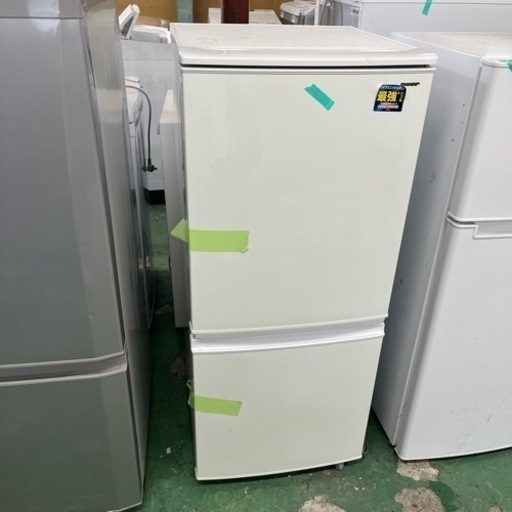 N16 ✨️最終値引きセール✨️冷蔵庫 SHARP SJ-DA14D-W 中古 現状