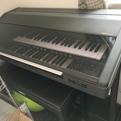 YAMAHAエレクトーン、専用椅子、無料で差し上げます。