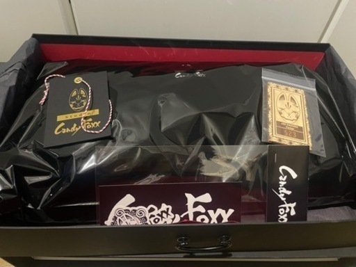 新品 未使用 箱あり レペゼンフォックスパーカー