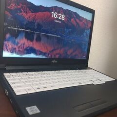 綺麗　富士通 2021年モデル　第10世代Core i5搭載　4コア8スレッド　メモリ8G CD/DVD/読み書き　高速SSD480G搭載 大画面15.6インチ　カメラ内蔵　USB3.0 Wifi対応 正規品Officeライセンスカード　Windows11搭載