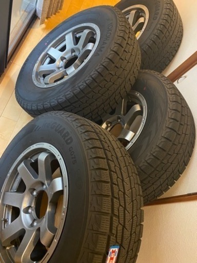 受け渡し決定☆美品☆スタッドレスタイヤ　ホイールつき　プラド