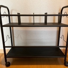値下げしました！キャスター付き本棚・・中古の画像