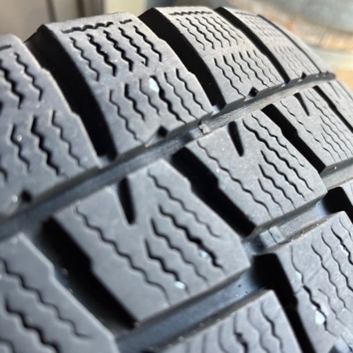 【中古】215/60/R16スタッドレスタイヤ&アルミ4本セット