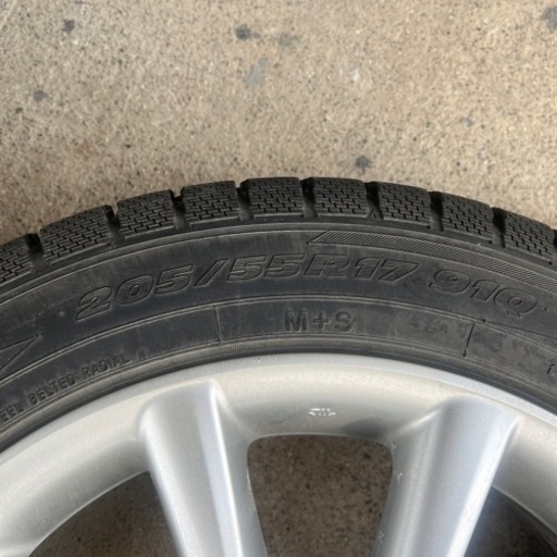 スタッドレス　トヨタ　エスティマ純正　ホイール