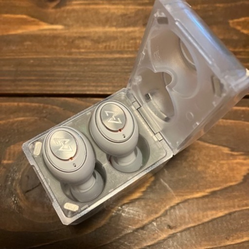 アヴィオットワイヤレスイヤホン