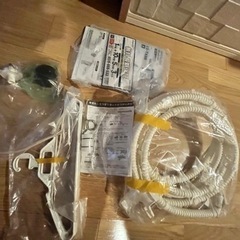 美品【ヤマダ電機 保証付き】縦型洗濯乾燥機 SHARP 8kgの画像