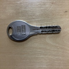 玄関ドア鍵GOLDの画像