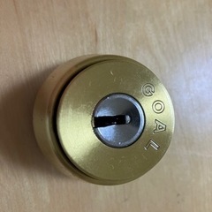玄関ドア鍵GOLDの画像