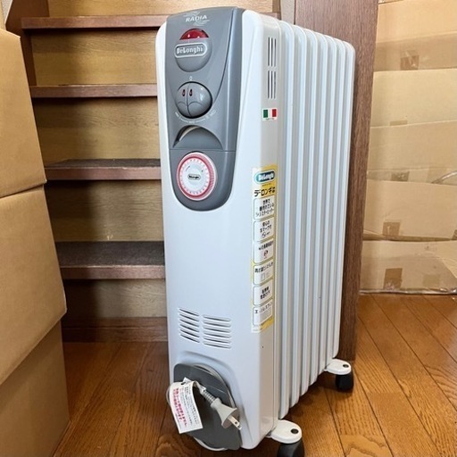 【空気綺麗】デロンギ  オイル・ラジエターヒーター HR030812EC クリーンパワフル1200w 3-8畳