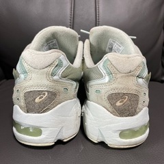 レアasics gmbh gel-kayano 5 og lichen rockの画像