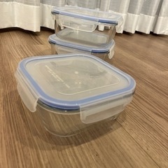17cm x 17cm 耐熱ガラス保存容器　800ml 密閉蓋付き　3点の画像