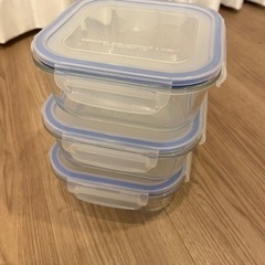 17cm x 17cm 耐熱ガラス保存容器　800ml 密閉蓋付...