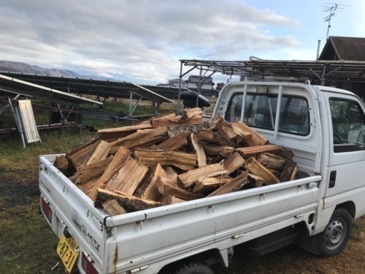 広葉樹乾燥薪　ご自宅まで配達致します。