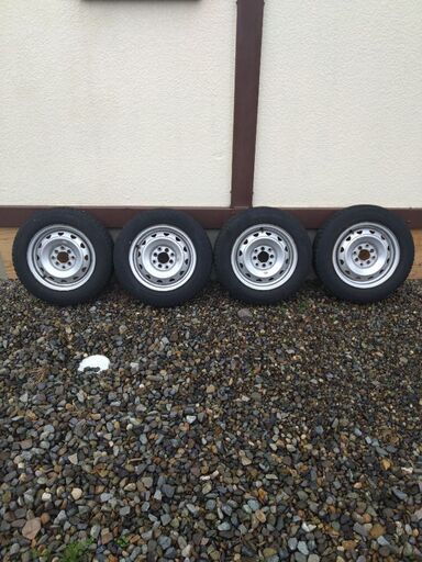 YOKOHAMAスタッドレスタイヤ　165/70R14