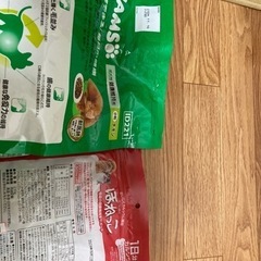 犬用品:ドックフード、おやつ6点まとめ売りの画像
