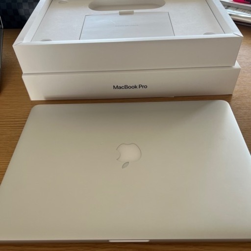 MacBook Pro (Retina, 15-inch, Mid 2015)