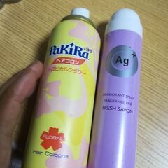 制汗スプレーとヘアコロン