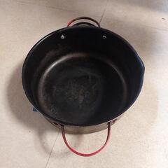 鉄鍋の画像