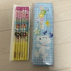 スヌーピーの缶ペンケース＆えんぴつ