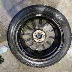 114.3 の5H・ハブ72mm インセット48 /215/55R18・アルミ付スタッドレス４本セット・22年22週の画像