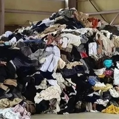 国内流通の良品古着のミックスベール580円/kg（ブランド古着）。仕入先をお探しの法人様、個人様向け。長らくご好評いただいている「アンタッチドベール　1,100円／ｋｇ」の廉価版となります！ - リサイクルショップ